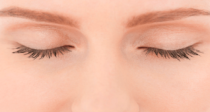 Blinking the eyes